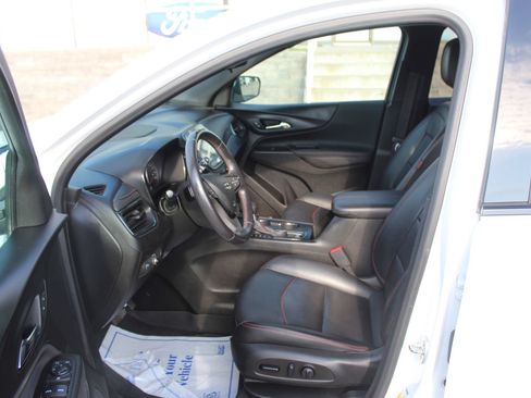 Used 2022 Chevrolet Equinox RS w/ RS Leather Package FWD image 21