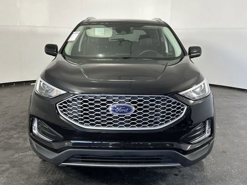 Used 2024 Ford Edge SEL w/ Convenience Package image 4