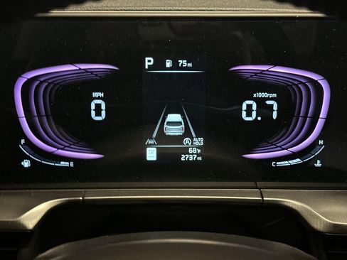 Used 2025 Kia Telluride S image 33