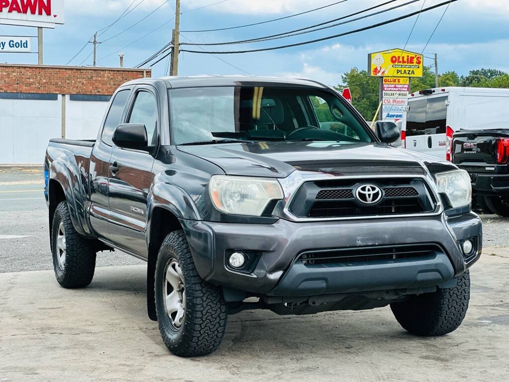 Used 2013 Toyota Tacoma PreRunner w/ SR5 Pkg RWD image 1