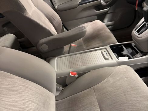 Used 2014 Honda CR-V LX image 18