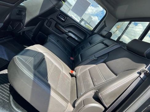 Used 2018 GMC Sierra 2500 Denali image 39
