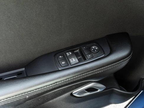 Used 2016 Dodge Challenger R/T RWD image 14
