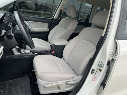 Used 2015 Subaru Forester 2.5i w/ Alloy Wheel Package AWD/4WD image 13