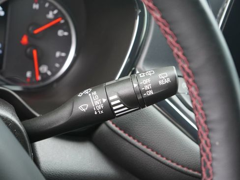 Used 2024 Chevrolet Blazer RS FWD image 19