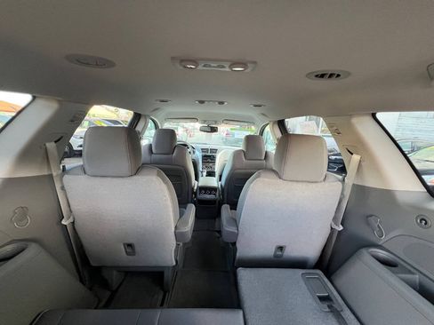 Used 2012 Chevrolet Traverse LT AWD/4WD image 9
