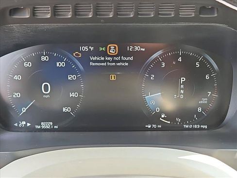 Used 2017 Volvo XC90 T6 Inscription w/ Vision Package AWD/4WD image 11