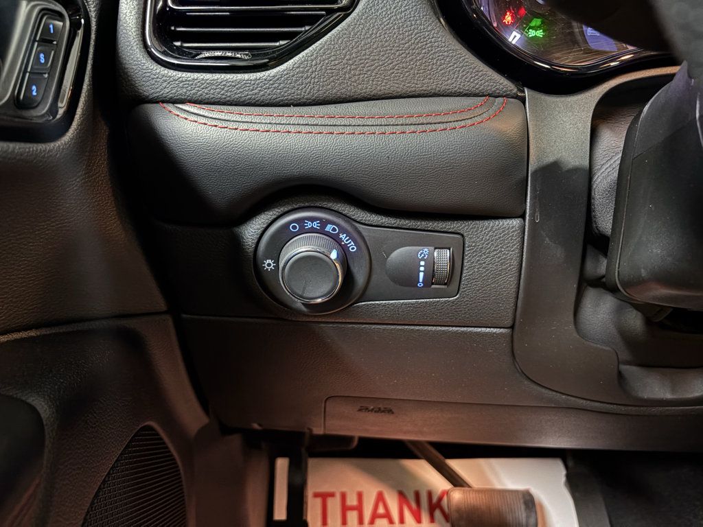 Used 2024 Dodge Durango GT RWD image 20