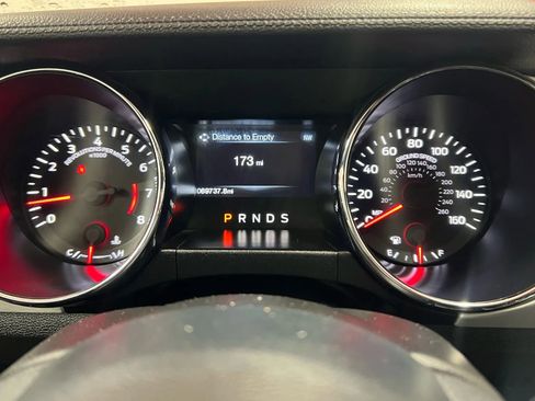 Used 2015 Ford Mustang Premium image 15