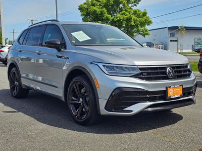 Used 2023 Volkswagen Tiguan SE R-Line