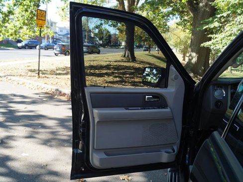 Used 2014 Ford Expedition XL image 14