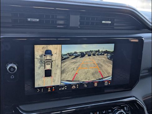 Used 2026 GMC Sierra 1500 AT4 w/ AT4 Premium Package AWD/4WD image 7