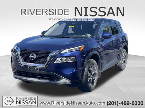 Certified 2023 Nissan Rogue SV AWD/4WD image 1