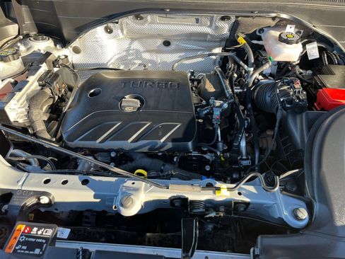 Used 2025 Buick Encore GX Preferred image 32