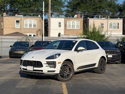 Used 2021 Porsche Macan AWD/4WD image 3