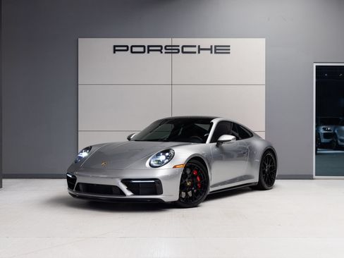 Certified 2023 Porsche 911 Carrera GTS RWD image 1