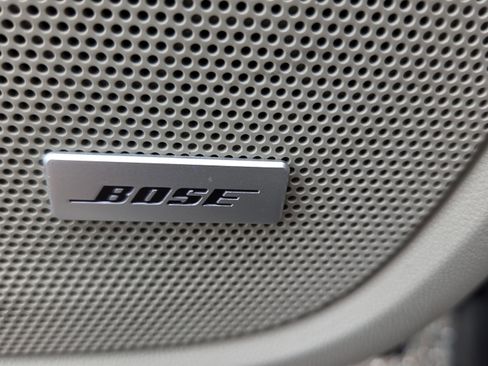 Used 2019 GMC Terrain Denali w/ Advanced Safety Package image 9