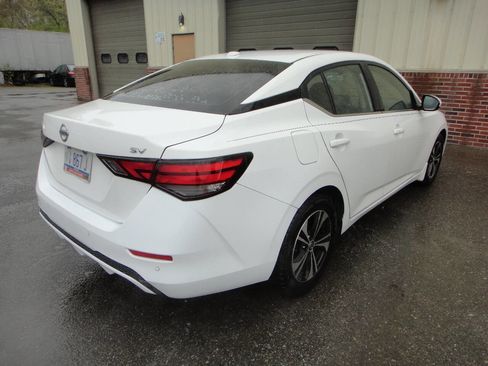 Used 2021 Nissan Sentra SV FWD image 4