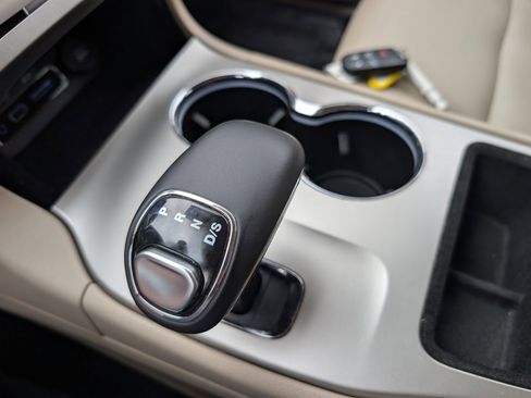 Used 2015 Jeep Grand Cherokee Limited image 30