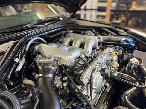 Used 2014 Nissan GT-R Premium w/ Premium Interior Package AWD/4WD image 10