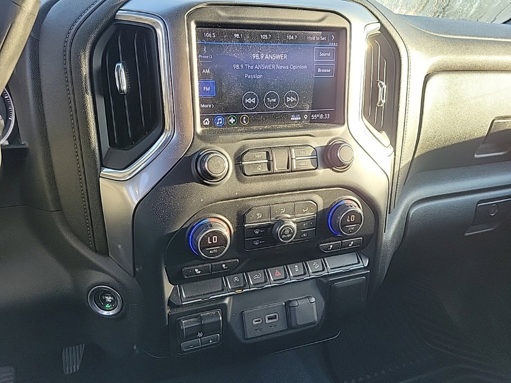 Used 2019 Chevrolet Silverado 1500 RST AWD/4WD image 9