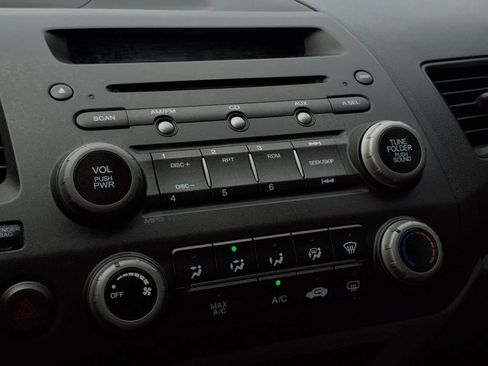 Used 2010 Honda Civic LX image 8