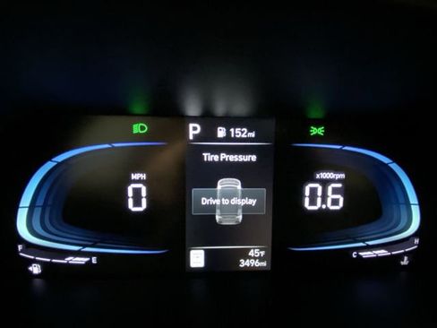 Used 2026 Hyundai Elantra Sport image 15