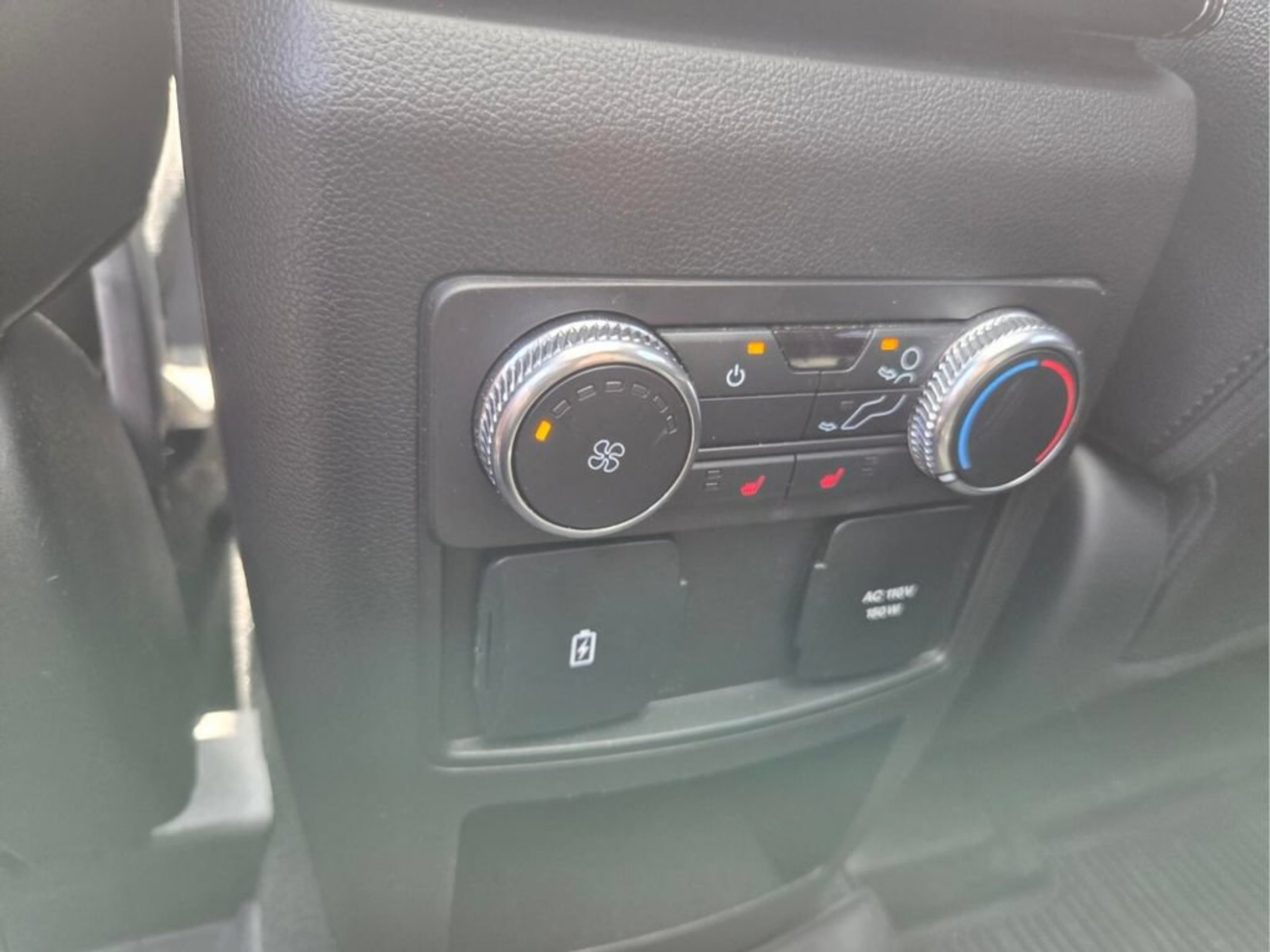Used 2021 Ford Explorer Limited w/ Hybrid Equipment Group 310A RWD image 14
