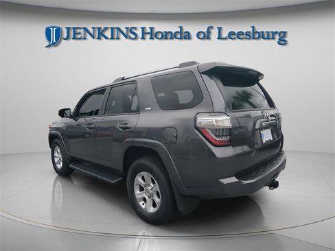 Used 2022 Toyota 4Runner SR5 Premium w/ Moonroof Package image 8