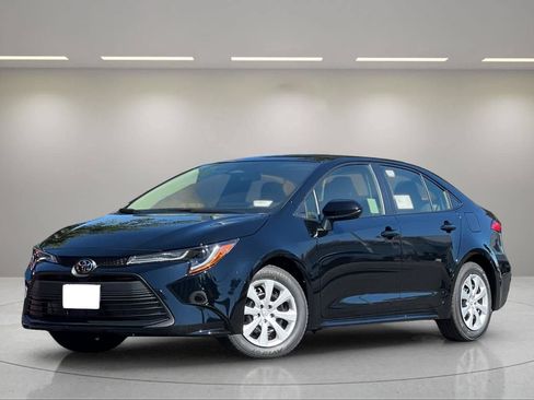 New 2026 Toyota Corolla LE FWD image 6