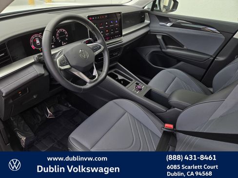 Certified 2026 Volkswagen Tiguan SE AWD/4WD image 9