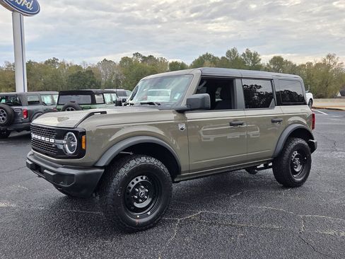 New 2026 Ford Bronco Big Bend image 3