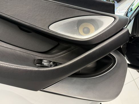 Used 2023 McLaren GT RWD image 10