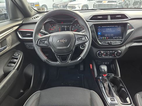 Used 2023 Chevrolet TrailBlazer RS w/ Convenience Package image 16