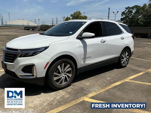 Used 2023 Chevrolet Equinox Premier FWD image 2