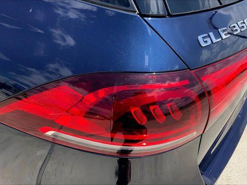 Used 2020 Mercedes-Benz GLE 350 4MATIC image 28