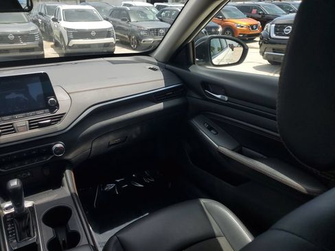 Used 2019 Nissan Altima 2.5 SR w/ SR Premium Package FWD image 24