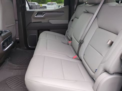 Used 2025 Chevrolet Silverado 1500 LTZ AWD/4WD image 22