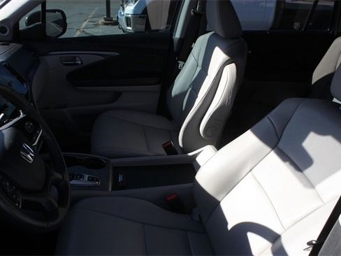 Used 2022 Honda Pilot EX-L image 2