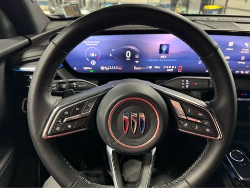 Certified 2025 Buick Enclave Sport Touring image 18