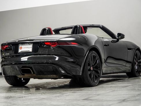 Used 2019 Jaguar F-TYPE P300 image 14