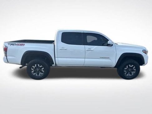 Used 2023 Toyota Tacoma TRD Off-Road image 7