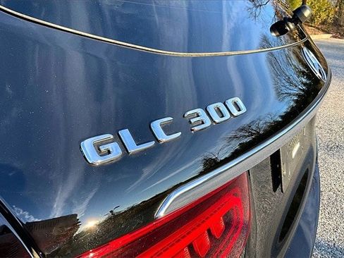Certified 2022 Mercedes-Benz GLC 300 4MATIC image 27