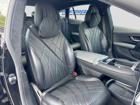 Used 2023 Mercedes-Benz EQS 580 4MATIC Sedan image 19
