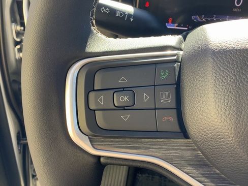 New 2023 Jeep Wagoneer Series III w/ Preferred Equipment Group image 13