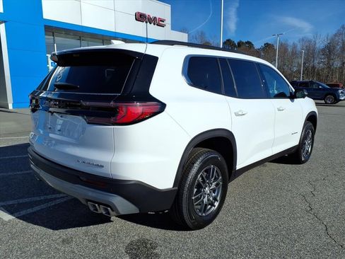 New 2026 GMC Acadia Elevation image 3
