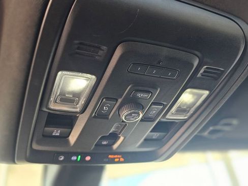 Used 2021 GMC Yukon AT4 w/ AT4 Premium Package AWD/4WD image 16