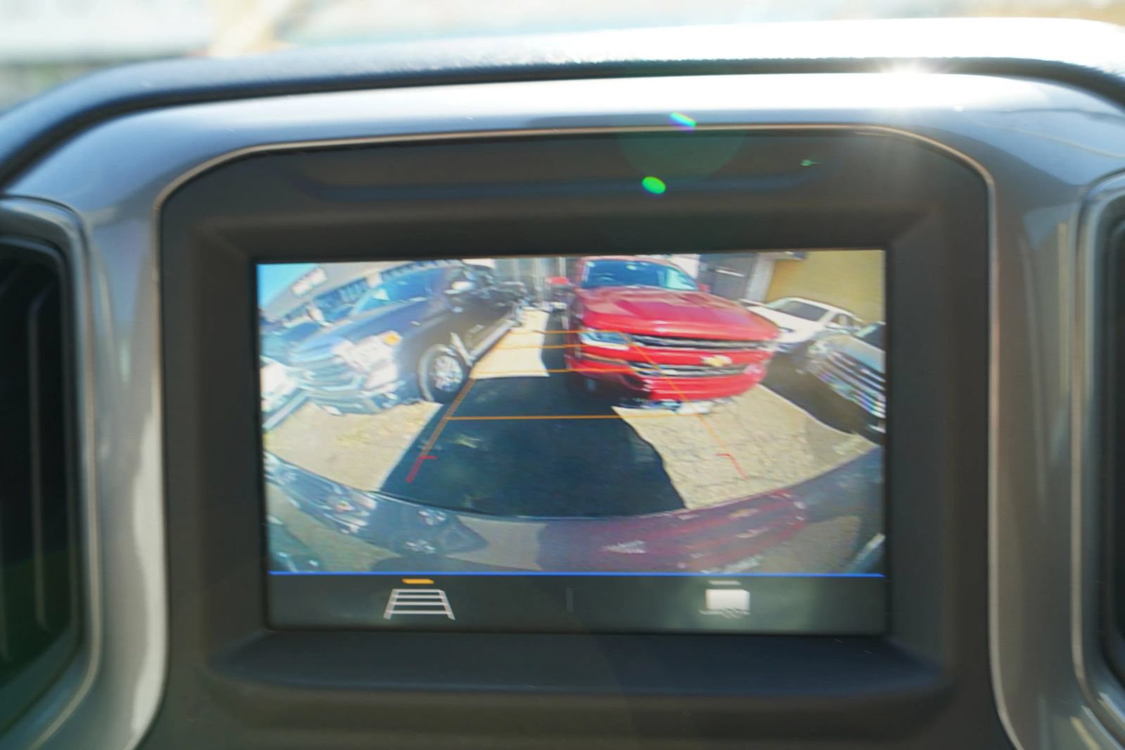 Used 2022 Chevrolet Silverado 1500 Custom RWD image 25