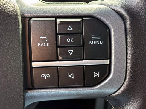 Used 2025 Ford F150 Lariat AWD/4WD image 25