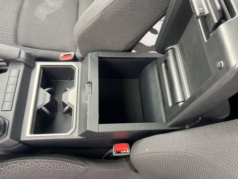 Used 2025 Toyota 4Runner SR5 image 28